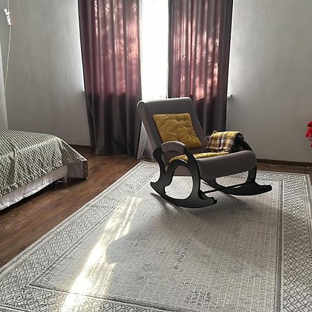 B&B Apart Atirau Kültér fotó